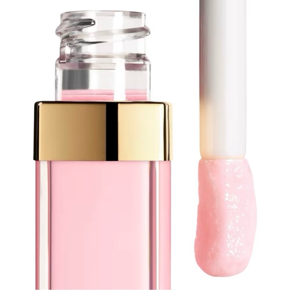 Chanel Rouge Coco Gloss in 726 Icing